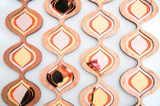 Retro Tear Drop Mirror