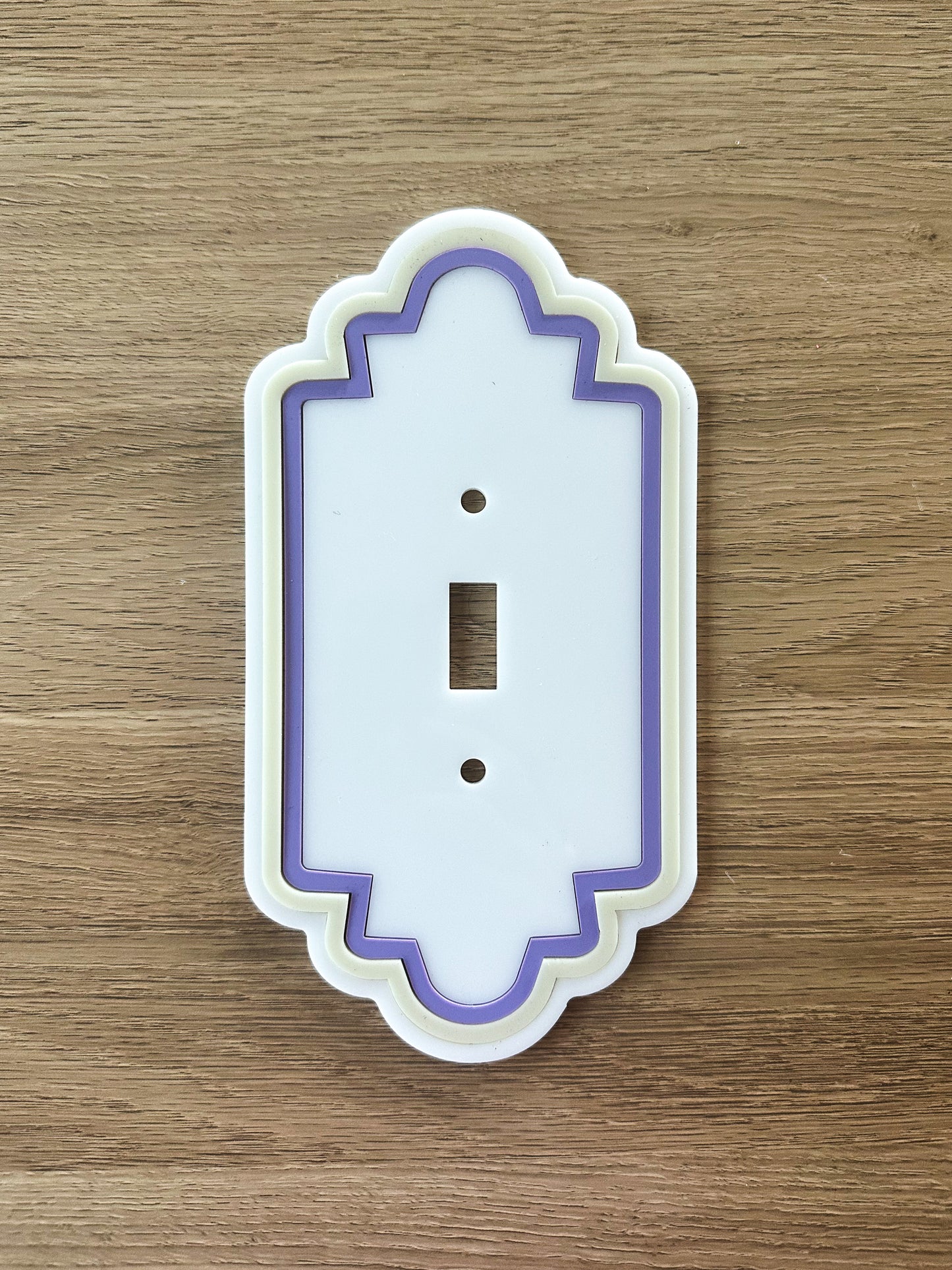 Scalloped Light Switch Plate Cover / Outlet Cover